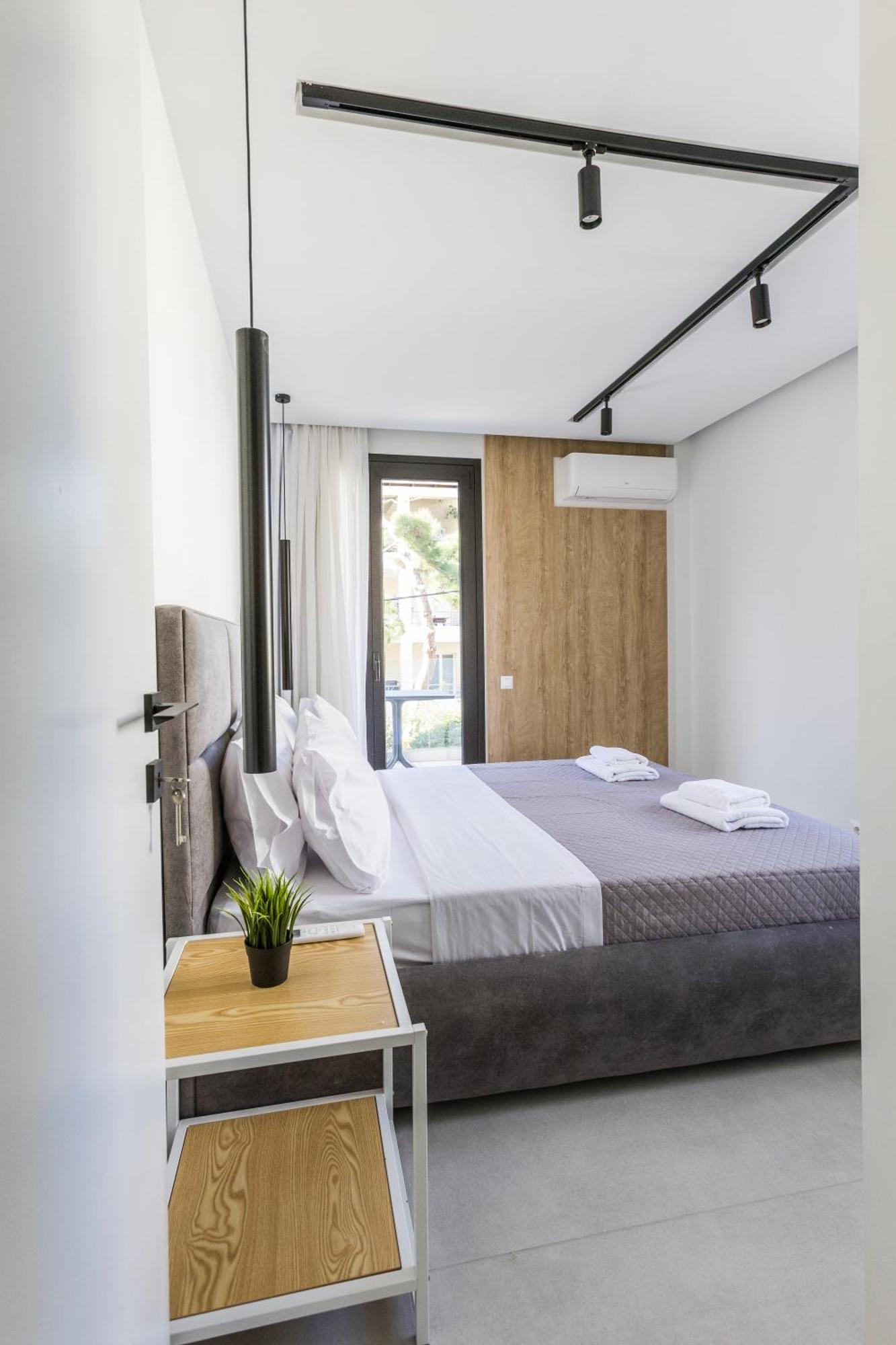 Varkiza Luxury Suites By Raise Vári 外观 照片