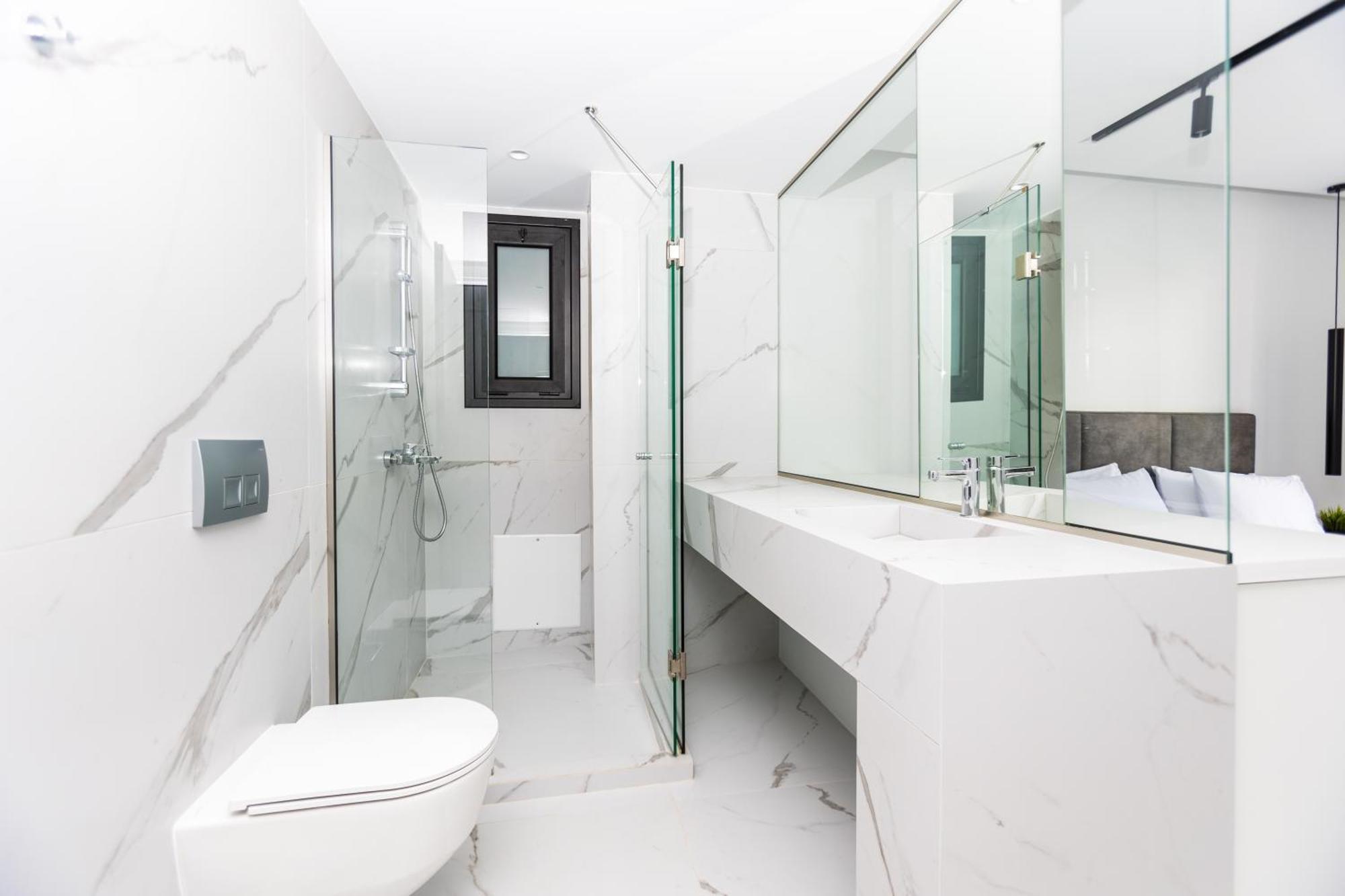Varkiza Luxury Suites By Raise Vári 外观 照片
